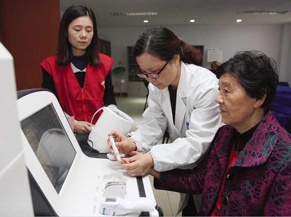 ����һ�w�C(j��)����Ѫ���z�y(c��)